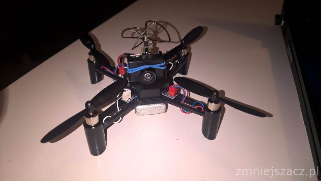 Mikro dron no name