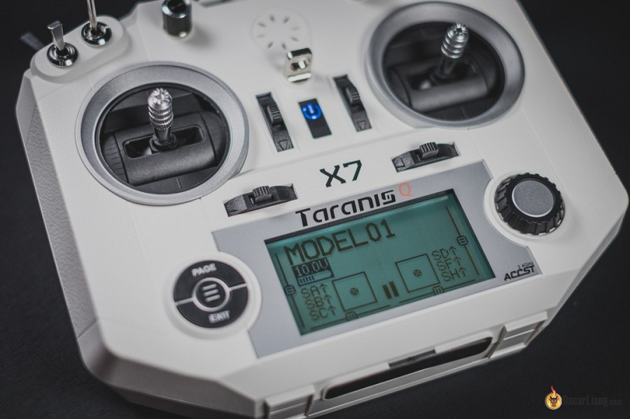 Frsky-Taranis-Q-X7-TX-radio-transmitter-11.jpg